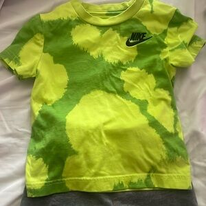 Nike Active Shorts top outfit
